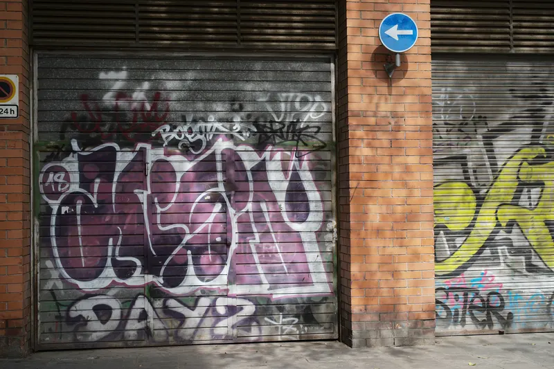Murs & portes, photo 2 sur 16